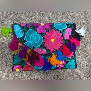 Embroidered clutch NWOT